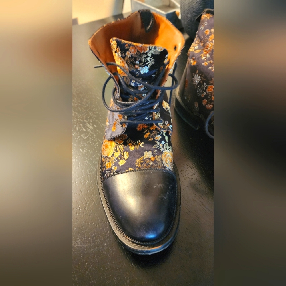 TAFT black, ornate print boots. Size 11.